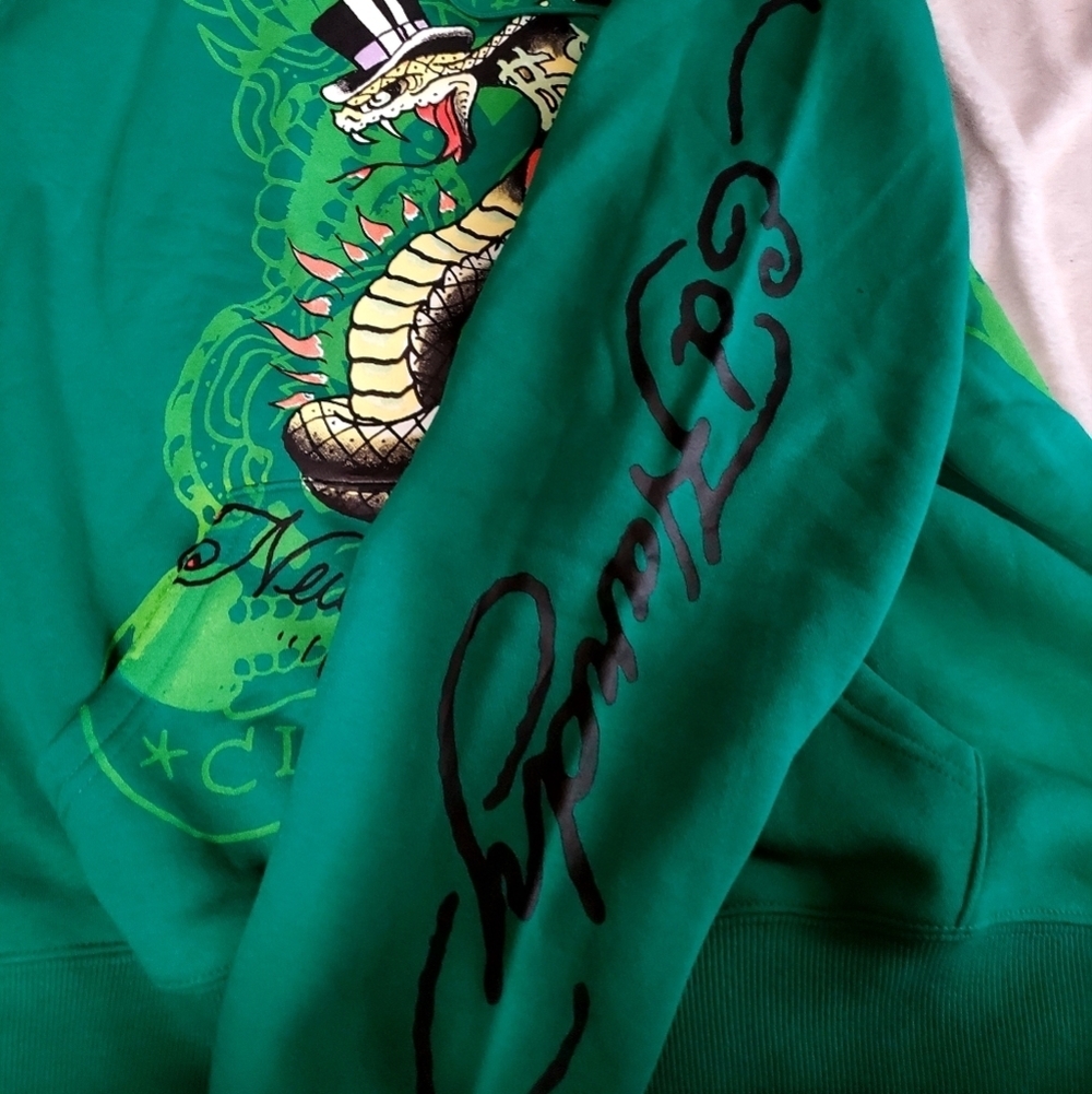 Ed Hardy Green New York City Snake Poker Graphic Hoodie Size XL NWT - Picture 5 of 9